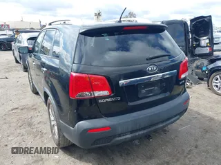 2011 Kia Sorento EX with VIN 5XYKU4A24BG053222, listed as a IAAI auction lot 41741806 with 1 mi miles. Bid and sale history available at carsss.com. Image 3.
