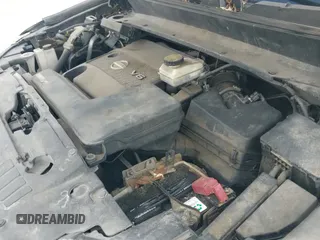 2013 Nissan Pathfinder SL z VIN 5N1AR2MN2DC647933, wystawiony jako IAAI lot #43276000 z przebiegiem 162 741 mil mil oraz . Historia ofert i sprzedaży dostępna na DreamBid. Obrazek 12.