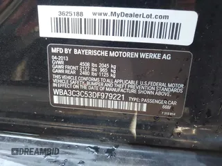 2013 BMW 3 Series 320i xDrive z VIN WBA3C3C53DF979221, wystawiony jako IAAI lot #42577544 z przebiegiem 97 135 mil mil oraz . Historia ofert i sprzedaży dostępna na DreamBid. Obrazek 9.