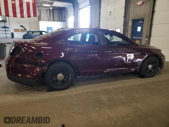 2017 Ford Police Interceptor с VIN 1FAHP2MK7HG111935, выставлен на аукционе Copart как лот 57748895 с пробегом 151 256 миль миль и Списание • Salvage title. История ставок и продаж доступна на DreamBid. Изображение 3.