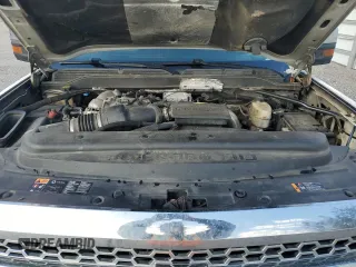 2019 Chevrolet Silverado 3500HD Work Truck with VIN 1GC4KVCY4KF112584, listed as a Copart auction lot 87727875 with 254,742 mi miles and Clean Title. Bid and sale history available at carsss.com. Image 11.