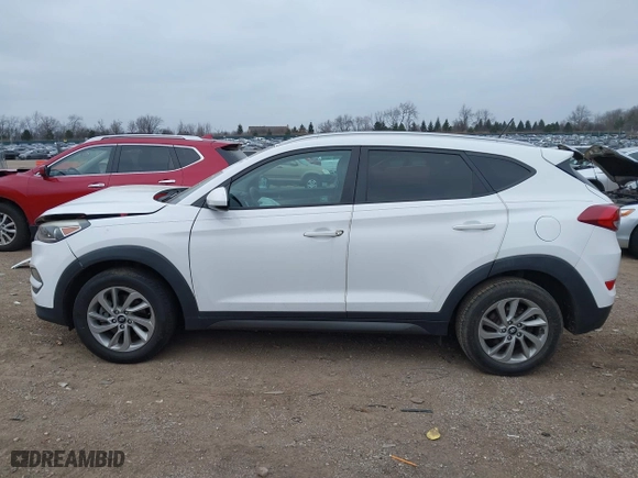 2016 Hyundai Tucson SE with VIN KM8J3CA46GU105087, listed as a IAAI auction lot 40978420 with 103,527 mi miles. Bid and sale history available at carsss.com. Image 14.