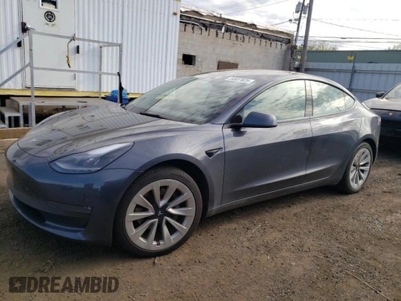 2022 Tesla Model 3 Long Range z VIN 5YJ3E1EB6NF290946, wystawiony jako Copart lot #54937825 z przebiegiem 111 044 mil mil oraz Szkoda całkowita • Salvage title. Historia ofert i sprzedaży dostępna na DreamBid. Obrazek 1.