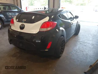 2017 Hyundai Veloster с VIN KMHTC6AD7HU318559, выставлен на аукционе IAAI как лот 42576707 с пробегом 108 857 миль миль и . История ставок и продаж доступна на DreamBid. Изображение 4.