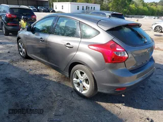 2013 Ford Focus SE with VIN 1FADP3K21DL341348, listed as a IAAI auction lot 42035450 with 179,517 mi miles. Bid and sale history available at carsss.com. Image 3.
