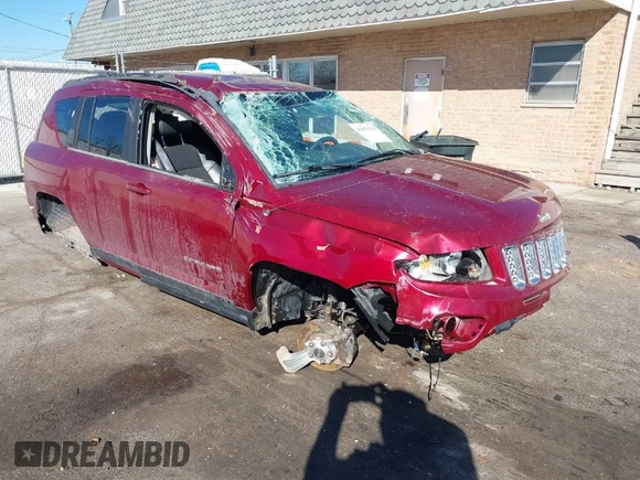 2014 Jeep Compass High Altitude with VIN 1C4NJCEA3ED539489, listed as a IAAI auction lot 41653313 with 124,462 mi miles. Bid and sale history available at carsss.com. Image 1.