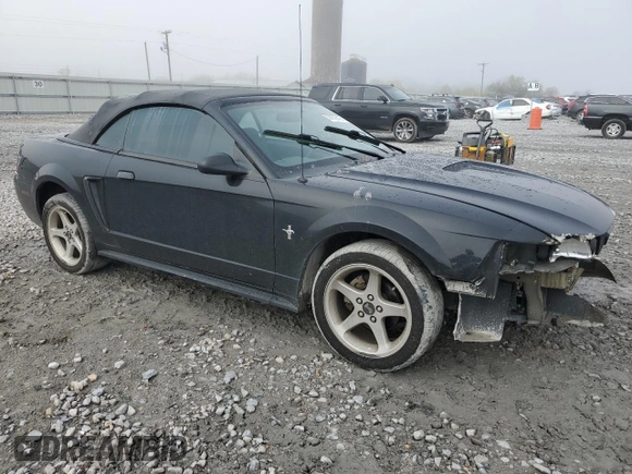 2001 Ford Mustang Deluxe with VIN 1FAFP444X1F212256, listed as a Copart auction lot 50162345 with 157,638 mi miles and Salvage Title. Bid and sale history available at carsss.com. Image 4.