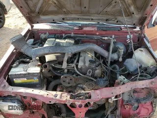 1997 Nissan Frontier XE with VIN 1N6SD11S1VC367298, listed as a Copart auction lot 43535615 with 335,353 mi miles and Salvage title. Bid and sale history available at DreamBid. Image 11.