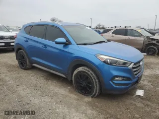 2017 Hyundai Tucson SE Plus with VIN KM8J33A48HU501779, listed as a Copart auction lot 45489845 with 123,062 mi miles and Salvage Title. Bid and sale history available at carsss.com. Image 4.