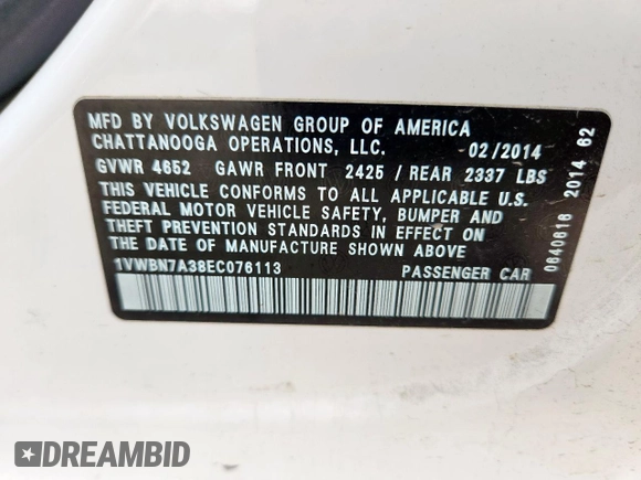 2014 Volkswagen Passat SE z VIN 1VWBN7A38EC076113, wystawiony jako Copart lot #64878365 z przebiegiem 162 833 mil mil oraz Czysty tytuł • Clean title. Historia ofert i sprzedaży dostępna na DreamBid. Obrazek 12.