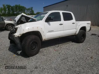 2014 Toyota Tacoma with VIN 3TMLU4EN2EM162794, listed as a Copart auction lot 54398235 with 145,632 mi miles and Salvage title. Bid and sale history available at DreamBid. Image 1.
