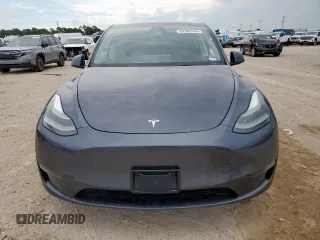 2022 Tesla Model Y Performance with VIN 7SAYGDEF1NF535286, listed as a Copart auction lot 62082545 with 16,387 mi miles and Salvage title. Bid and sale history available at DreamBid. Image 5.