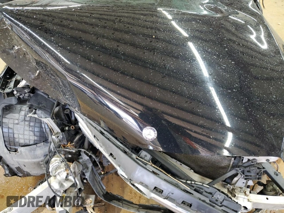 2016 Mercedes-Benz C 300 z VIN 55SWF4JB1GU160379, wystawiony jako Copart lot #46223955 z przebiegiem Nie podano mil oraz Szkoda całkowita • Salvage title. Historia ofert i sprzedaży dostępna na DreamBid. Obrazek 13.