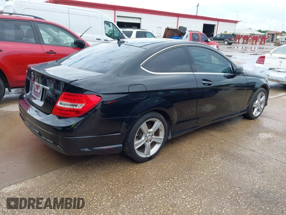 2015 Mercedes-Benz C-Class C 250 with VIN WDDGJ4HBXFG383850, listed as a IAAI auction lot 41809724 with 100,032 mi miles. Bid and sale history available at carsss.com. Image 4.