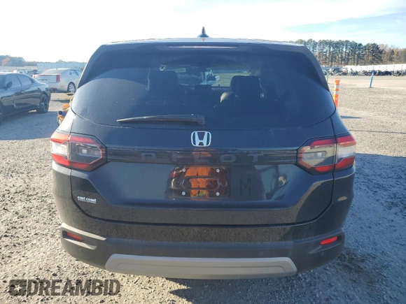 2025 Honda Pilot EX-L with VIN 5FNYG2H48SB006313, listed as a Copart auction lot 82039054 with 10,402 mi miles and Salvage Title. Bid and sale history available at carsss.com. Image 6.