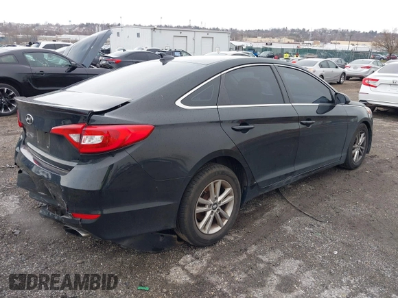 2017 Hyundai Sonata SE with VIN 5NPE24AF0HH555667, listed as a IAAI auction lot 41864287 with 96,380 mi miles and . Bid and sale history available at DreamBid. Image 4.
