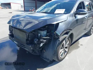 2019 Kia Sorento EX V6 with VIN 5XYPH4A55KG457294, listed as a IAAI auction lot 41641756 with 104,388 mi miles. Bid and sale history available at carsss.com. Image 18.