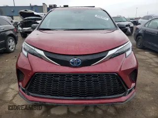 2022 Toyota Sienna XSE z VIN 5TDXSKFC6NS045485, wystawiony jako Copart lot #86983854 z przebiegiem 59 393 mil mil oraz Nie do naprawy • Non repairable. Historia ofert i sprzedaży dostępna na DreamBid. Obrazek 5.
