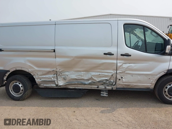 2020 Ford Transit Cargo с VIN 1FTYE1Y86LKB01668, выставлен на аукционе IAAI как лот 42350796 с пробегом 100 606 миль миль и . История ставок и продаж доступна на DreamBid. Изображение 6.