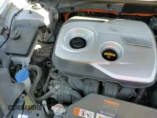 2017 Hyundai Sonata SE с VIN KMHE24L31HA062179, выставлен на аукционе Copart как лот 71152615 с пробегом 91 794 миль миль и Списание • Salvage title. История ставок и продаж доступна на DreamBid. Изображение 13.
