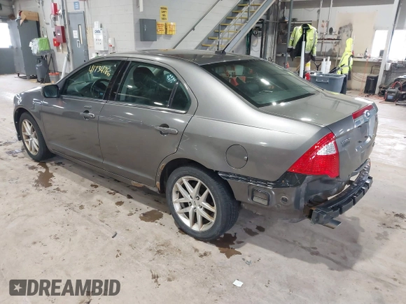2010 Ford Fusion SEL with VIN 3FAHP0CGXAR272036, listed as a IAAI auction lot 41734766 with 200,992 mi miles. Bid and sale history available at carsss.com. Image 3.