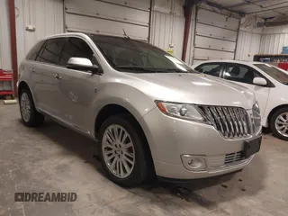 2012 Lincoln MKX with VIN 2LMDJ8JK2CBL11381, listed as a IAAI auction lot 41991914 with 157,193 mi miles and . Bid and sale history available at DreamBid. Image 1.