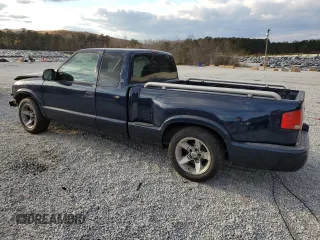 2001 GMC Sonoma SLS w/1SF Pkg with VIN 1GTCS195618199683, listed as a Copart auction lot 85921454 with 186,996 mi miles and Salvage Title. Bid and sale history available at carsss.com. Image 2.