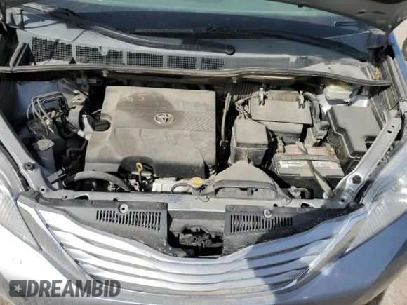 2015 Toyota Sienna LE AAS with VIN 5TDKK3DC7FS652662, listed as a Copart auction lot 49272325 with 129,652 mi miles and Salvage Title. Bid and sale history available at DreamBid. Image 12.
