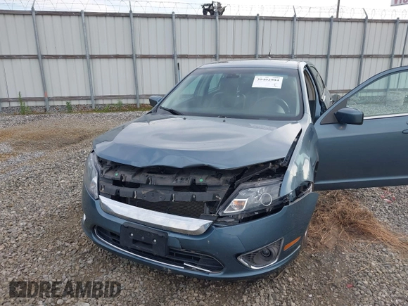 2012 Ford Fusion SEL with VIN 3FAHP0JG1CR106090, listed as a IAAI auction lot 39492904 with 120,721 mi miles. Bid and sale history available at carsss.com. Image 6.