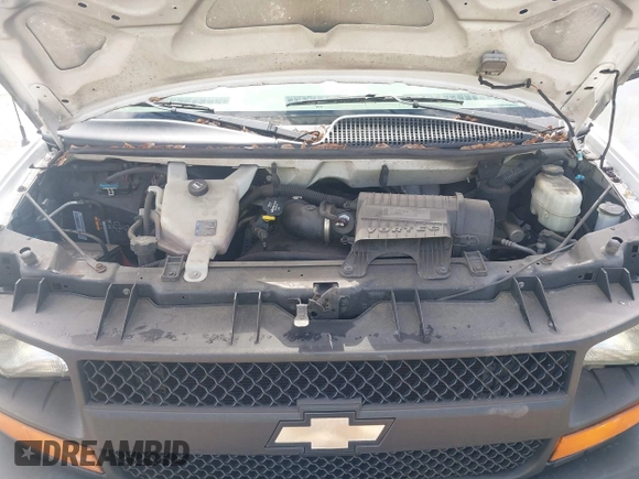 2014 Chevrolet Express Cargo with VIN 1GCSGAFX0E1110921, listed as a IAAI auction lot 42737205 with 177,631 mi miles and . Bid and sale history available at DreamBid. Image 10.