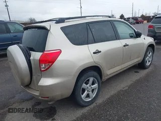 2007 Toyota RAV4 with VIN JTMBD33V776035471, listed as a IAAI auction lot 41787302 with 156,188 mi miles. Bid and sale history available at carsss.com. Image 4.