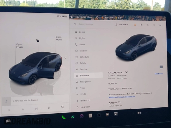 2024 Tesla Model Y Long Range z VIN 7SAYGAEE8RF088791, wystawiony jako IAAI lot #42185399 z przebiegiem 15 339 mil mil oraz . Historia ofert i sprzedaży dostępna na DreamBid. Obrazek 7.