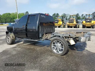 2010 Chevrolet Silverado 1500 LS with VIN 1GCSCREA2AZ140862, listed as a Copart auction lot 57103015 with Not Provided miles and Salvage Title. Bid and sale history available at DreamBid. Image 2.