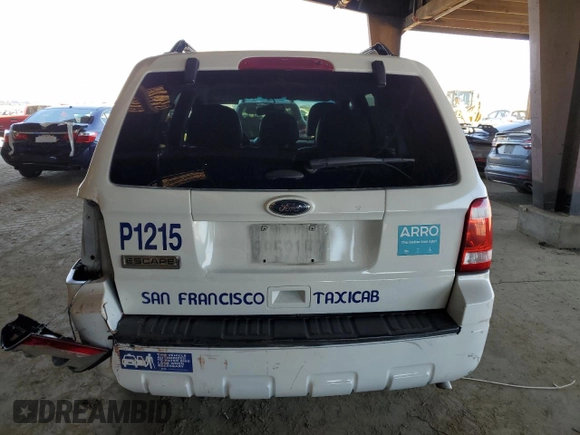 2011 Ford Escape Hybrid z VIN 1FMCU4K34BKC19594, wystawiony jako Copart lot #49479845 z przebiegiem 399 809 mil mil oraz Szkoda całkowita • Salvage title. Historia ofert i sprzedaży dostępna na DreamBid. Obrazek 6.
