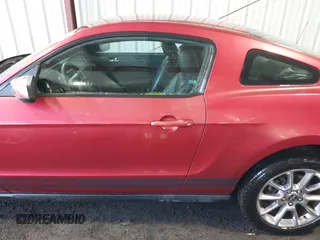 2010 Ford Mustang V6 with VIN 1ZVBP8AN8A5129893, listed as a IAAI auction lot 42189032 with 162,686 mi miles and . Bid and sale history available at DreamBid. Image 14.