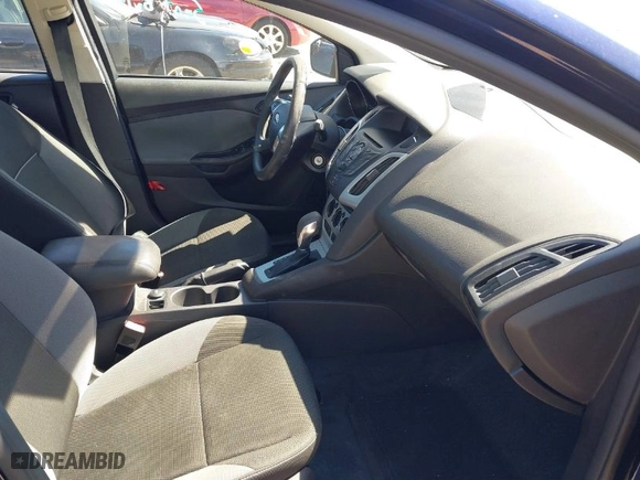 2012 Ford Focus SE with VIN 1FAHP3F20CL153513, listed as a IAAI auction lot 41802521 with 139,859 mi miles. Bid and sale history available at carsss.com. Image 5.