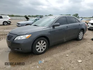 2008 Toyota Camry LE z VIN 4T1BK46K28U057268, wystawiony jako Copart lot #54924555 z przebiegiem 178 584 mil mil oraz Szkoda całkowita • Salvage title. Historia ofert i sprzedaży dostępna na DreamBid. Obrazek 1.