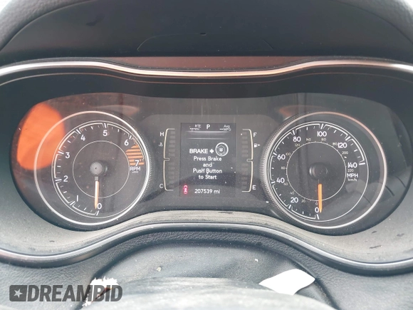 2019 Jeep Cherokee Latitude Plus z VIN 1C4PJMLB9KD287978, wystawiony jako IAAI lot #42228505 z przebiegiem 207 539 mil mil oraz . Historia ofert i sprzedaży dostępna na DreamBid. Obrazek 7.