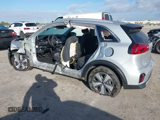 2021 Kia Niro LX with VIN KNDCB3LC4M5479000, listed as a IAAI auction lot 41257636 with 125,967 mi miles. Bid and sale history available at carsss.com. Image 3.