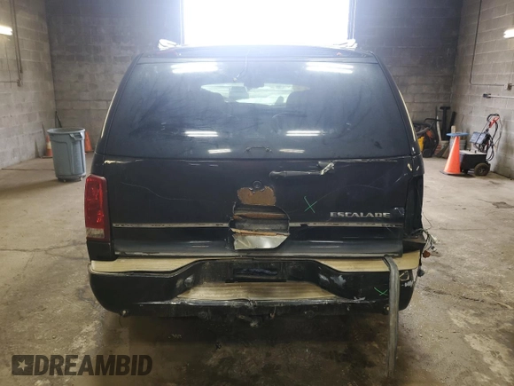 2006 Cadillac Escalade z VIN 1GYEK63N76R151006, wystawiony jako Copart lot #47058005 z przebiegiem 247 015 mil mil oraz Szkoda całkowita • Salvage title. Historia ofert i sprzedaży dostępna na DreamBid. Obrazek 6.