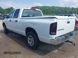 2003 Dodge 1500 ST z VIN 1D7HA18N13S364951, wystawiony jako IAAI lot #42426006 z przebiegiem 290 165 mil mil oraz . Historia ofert i sprzedaży dostępna na DreamBid. Obrazek 3.
