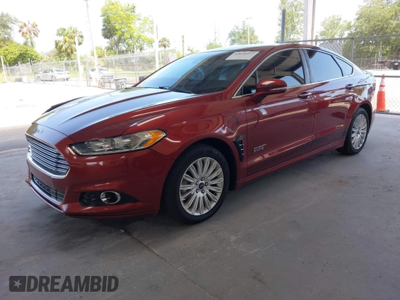 2014 Ford Fusion Titanium с VIN 3FA6P0SU3ER126548, выставлен на аукционе IAAI как лот 42634957 с пробегом 111 580 миль миль и . История ставок и продаж доступна на DreamBid. Изображение 2.