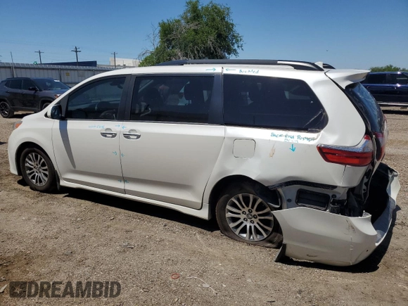 2020 Toyota Sienna XLE Auto Access Seat z VIN 5TDYZ3DC2LS055002, wystawiony jako Copart lot #56476025 z przebiegiem 69 497 mil mil oraz Szkoda całkowita • Salvage title. Historia ofert i sprzedaży dostępna na DreamBid. Obrazek 2.