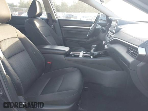 2021 Nissan Altima SV with VIN 1N4BL4DV5MN410885, listed as a IAAI auction lot 41809083 with 61,362 mi miles and . Bid and sale history available at DreamBid. Image 5.
