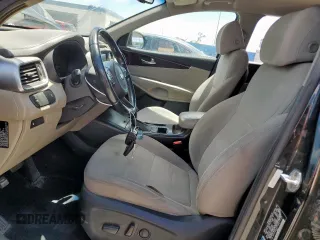 2017 Kia Sorento LX with VIN 5XYPGDA37HG211101, listed as a Copart auction lot 59623955 with 67,852 mi miles and Salvage title. Bid and sale history available at DreamBid. Image 7.