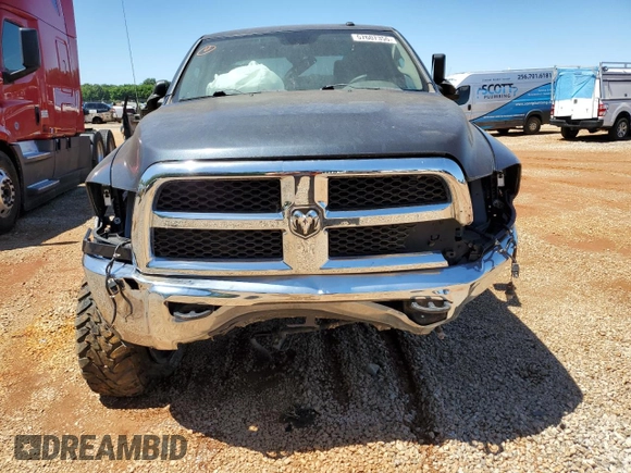 2015 Ram 2500 Tradesman z VIN 3C6UR5CL1FG667486, wystawiony jako Copart lot #57607355 z przebiegiem 43 716 mil mil oraz Szkoda całkowita • Salvage title. Historia ofert i sprzedaży dostępna na DreamBid. Obrazek 5.