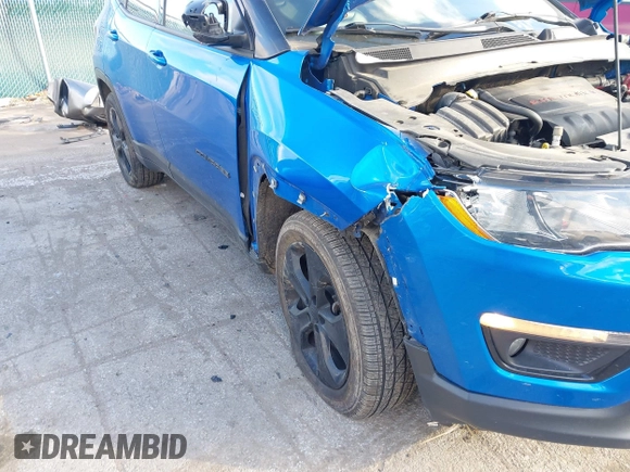 2018 Jeep Compass Latitude with VIN 3C4NJDBB6JT321036, listed as a IAAI auction lot 41036531 with 147,329 mi miles. Bid and sale history available at carsss.com. Image 6.