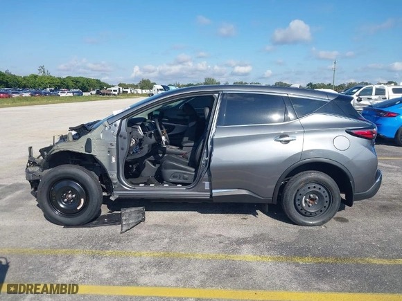 2024 Nissan Murano SL with VIN 5N1AZ2CJ3RC101115, listed as a IAAI auction lot 41161981 with 1 mi miles. Bid and sale history available at carsss.com. Image 14.