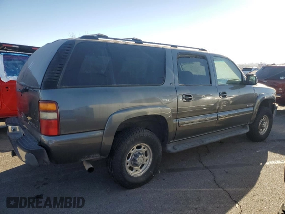 2001 Chevrolet Suburban LS with VIN 3GNGK26UX1G105406, listed as a Copart auction lot 87537755 with 310,898 mi miles and Clean Title. Bid and sale history available at carsss.com. Image 3.