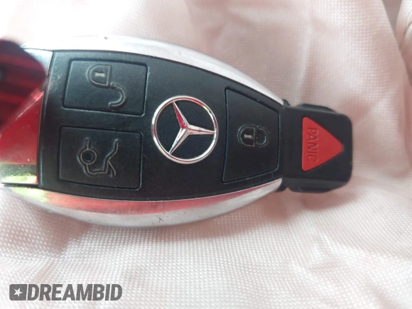 2010 Mercedes-Benz E 350 Luxury z VIN WDDHF8HBXAA082309, wystawiony jako IAAI lot #42333173 z przebiegiem 82 373 mil mil oraz . Historia ofert i sprzedaży dostępna na DreamBid. Obrazek 11.